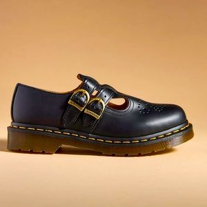 DR MARTEN VINTAGE ENGLAND MARYJANES